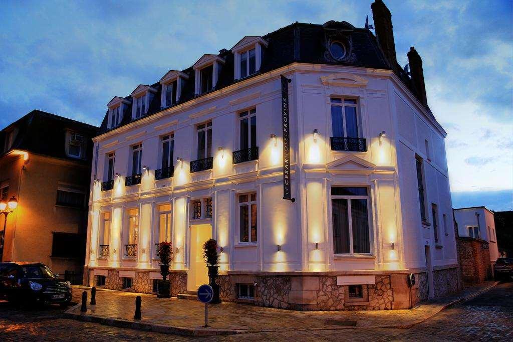 Le Cesar Hotel Provins Exterior photo